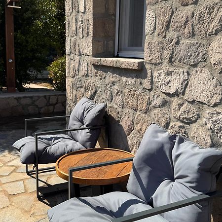 Kristen'S Studio & Apartments Adamantas  Екстериор снимка