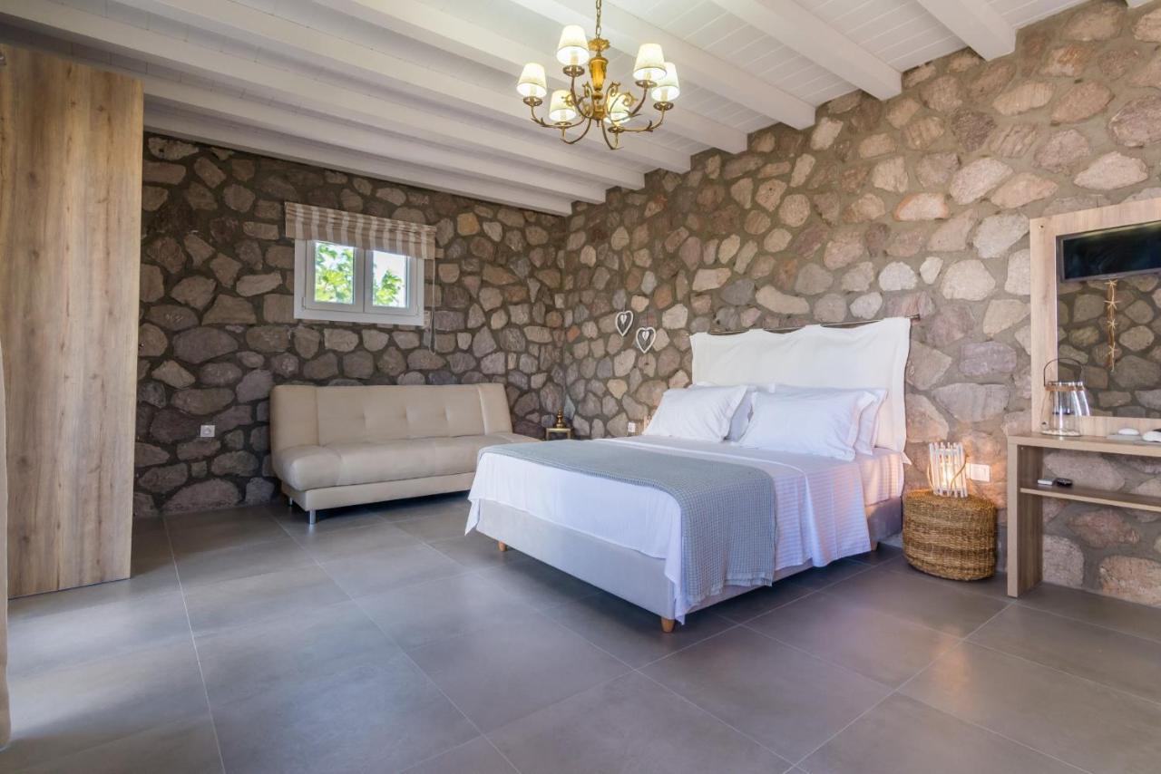 Kristen'S Studio & Apartments Adamantas  Екстериор снимка