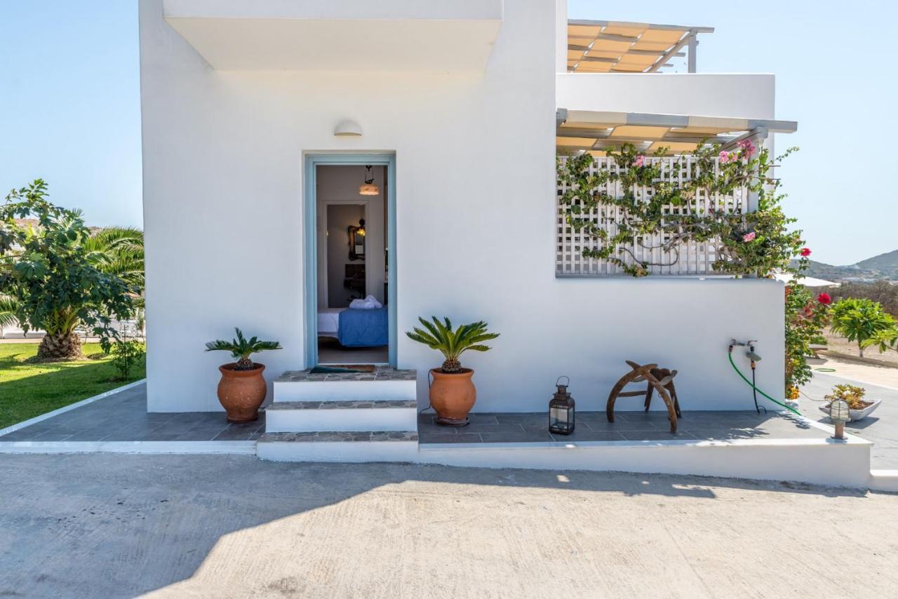 Kristen'S Studio & Apartments Adamantas  Екстериор снимка